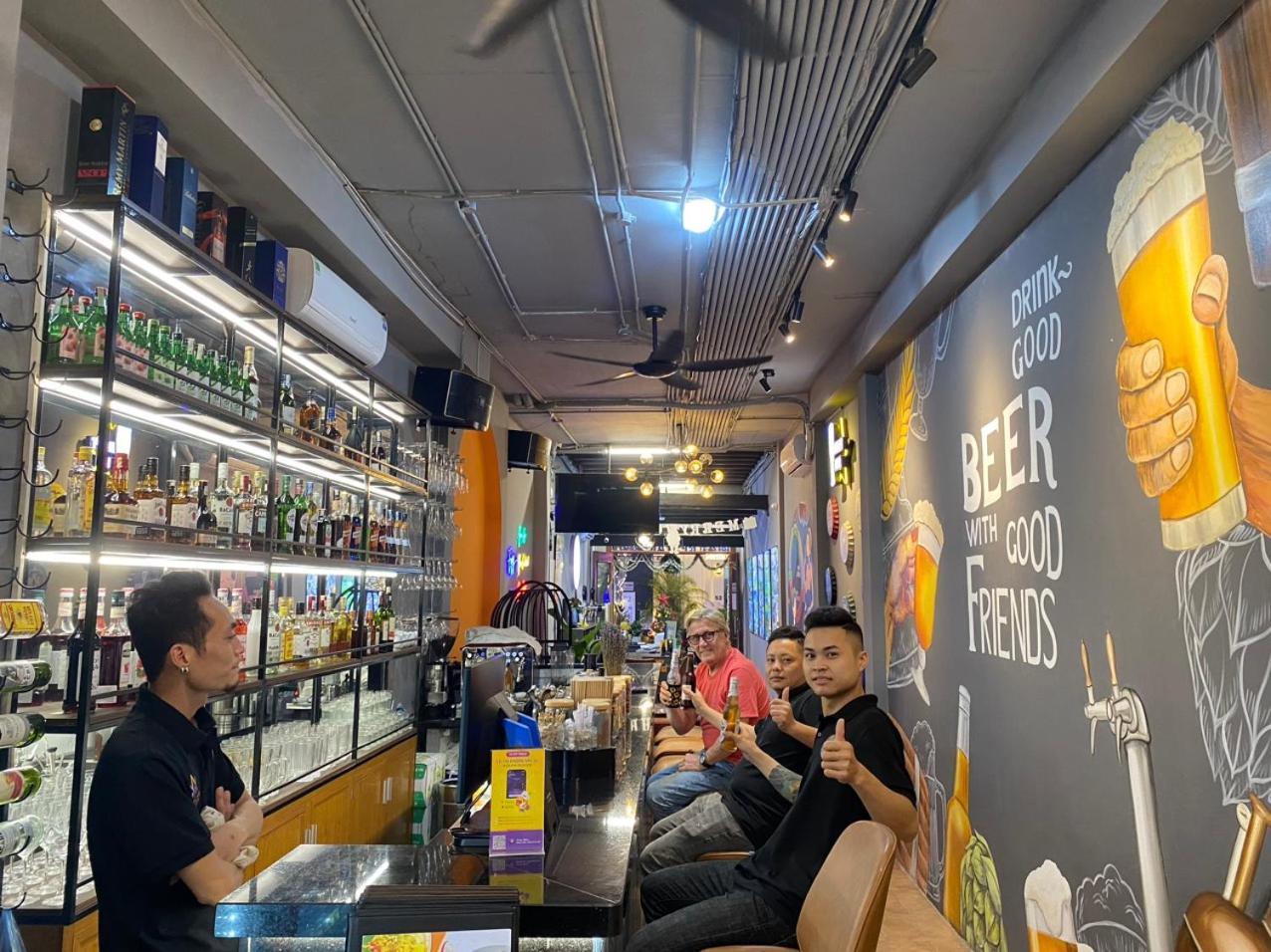 Awesome Hanoi Hostel Exterior photo